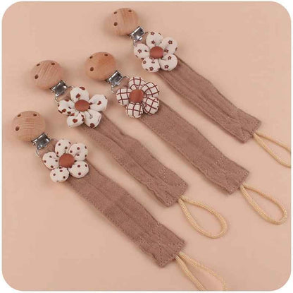 Attache tétine en hêtre chaleureuse ÉcoFloral