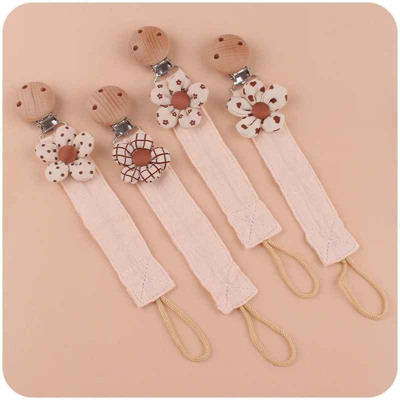 Attache tétine en hêtre protectrice ÉcoFloral