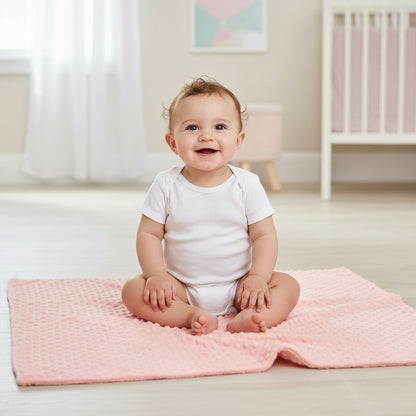 Bébé assit sur Couverture bebe chaude rose Double Face