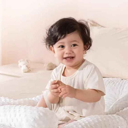 Cocon pour bebe ergonomique pratique Plume d'Oie Blanche