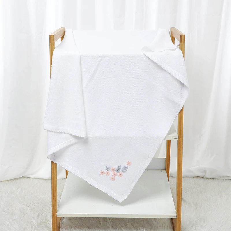 Couverture bebe brodee blanche respirante Coton 4 Saisons