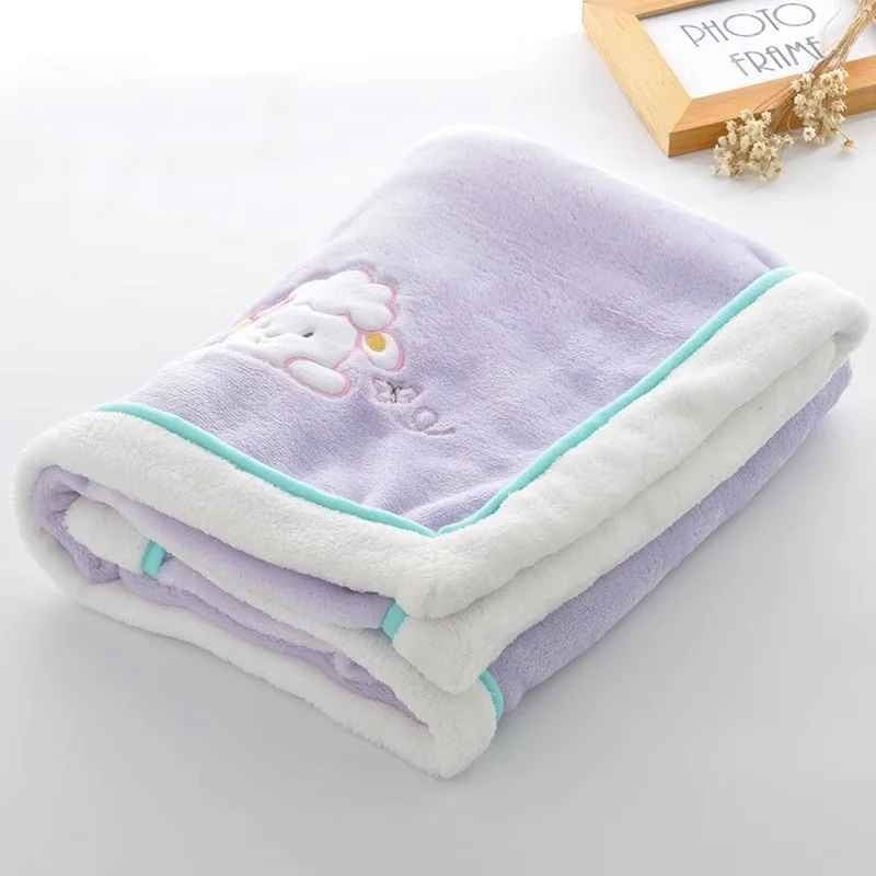 Couverture bébé douce motifs brodés Flanelle Câline