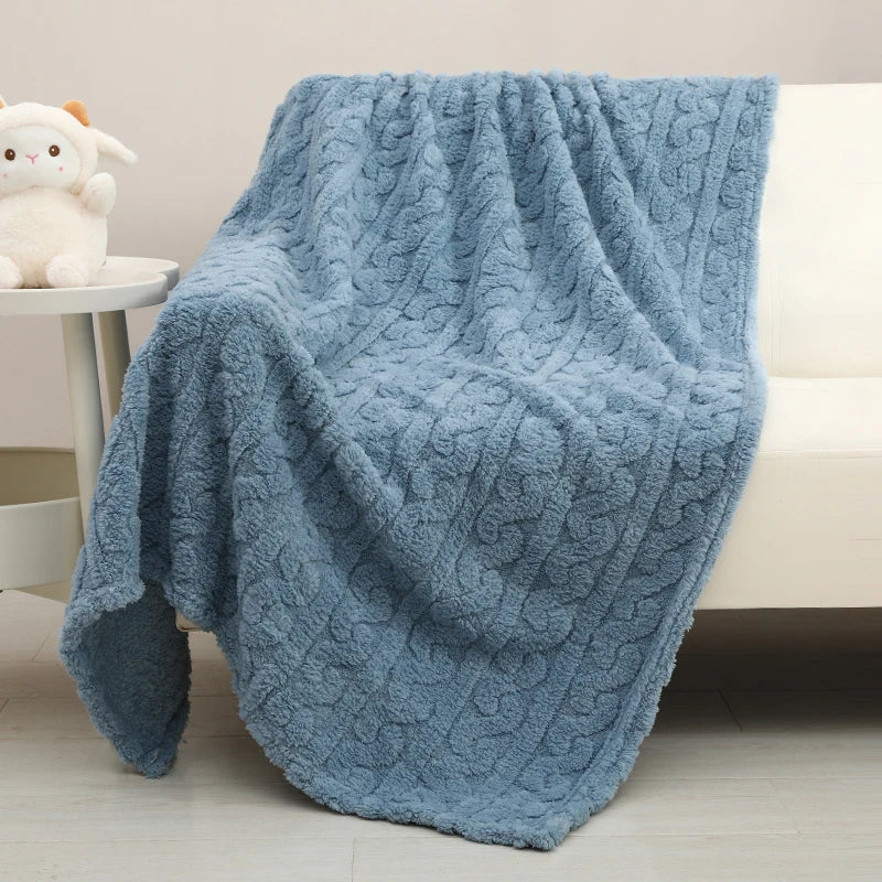 Couverture bebe polaire bleu sur fauteuil Ultra Douce Sécurisante