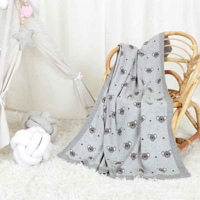 couverture douce bebe sur chaise Brume Koala