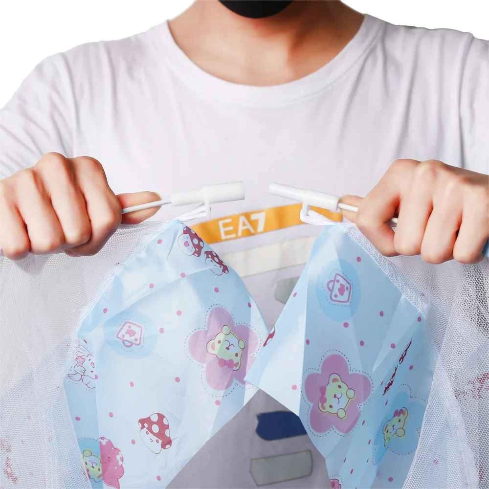 Lit moustiquaire bebe facile à installer bleu - Cabane des Rêves