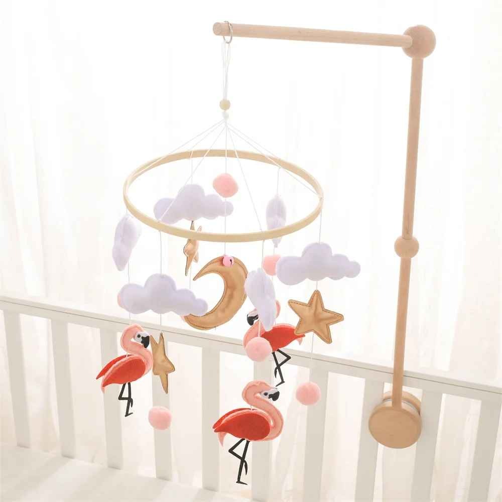 Mobile bébé doux élégant léger Flamant Rose SweetDreams