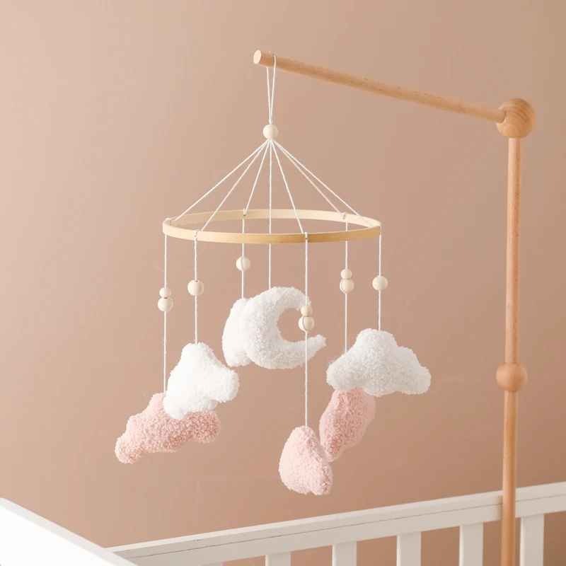 Mobile pour Bébé nuage réconfortant WoodenCribBell Nuages