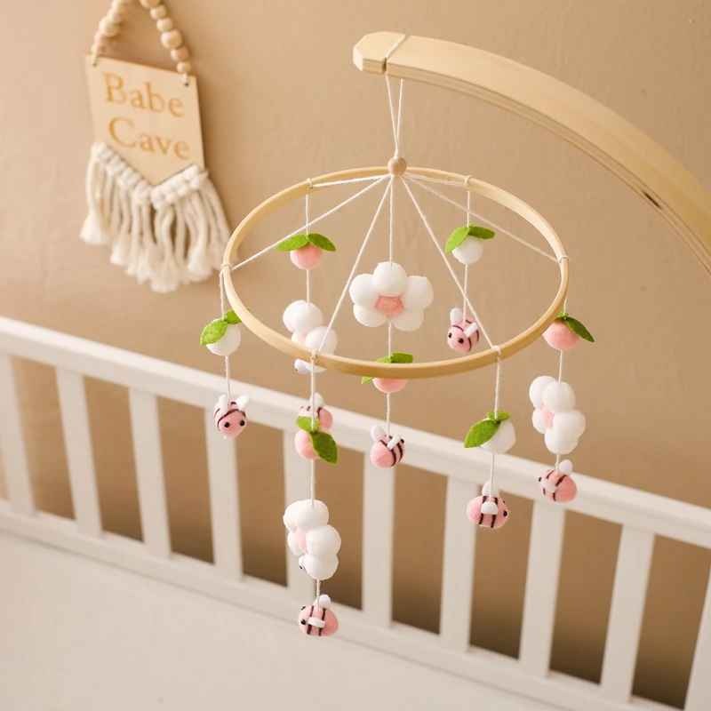 Mobile pour bébé en bois naturel apaisant Eveil Douceur
