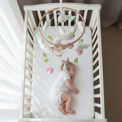 Mobile pour bébé en bois naturel sommeil serein DouceSonge