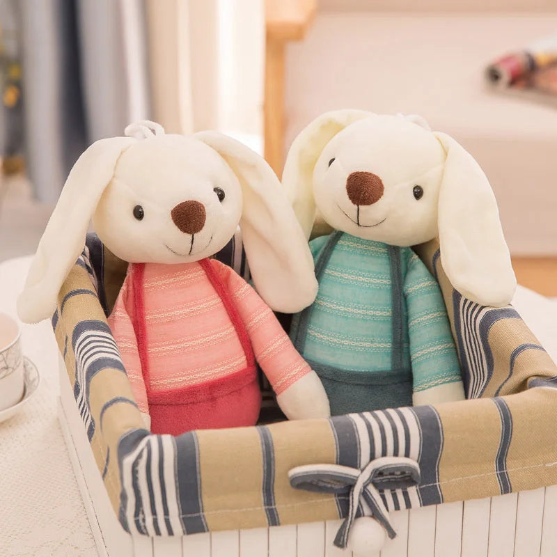 Peluche Lapin douce dans-un panier Doudou Câlins