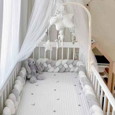 Tour de Lit Bebe - CozyKnot™ - Blanc Gris