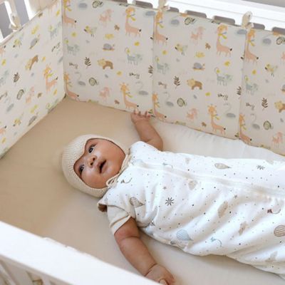 Tour de lit bébé confortable sommeil paisible Cocon Protecteur Forêt