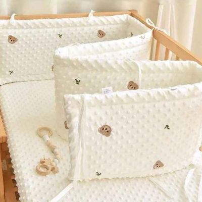 Tour de lit bébé protection douce Cocon Ours Protecteur
