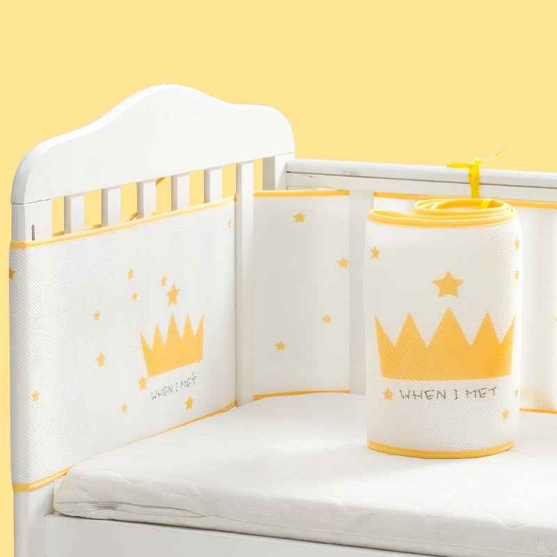 Tour de lit respirant motif couronne jaune DreamSafe