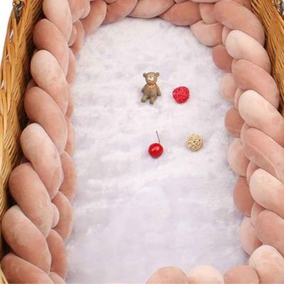 Tresse de lit bebe douce confortable dans lit VeloursCalin