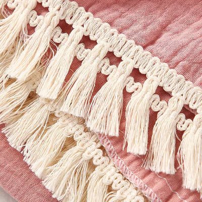 Vue sur la dentelle beige de couverture bebe babyblanket rose