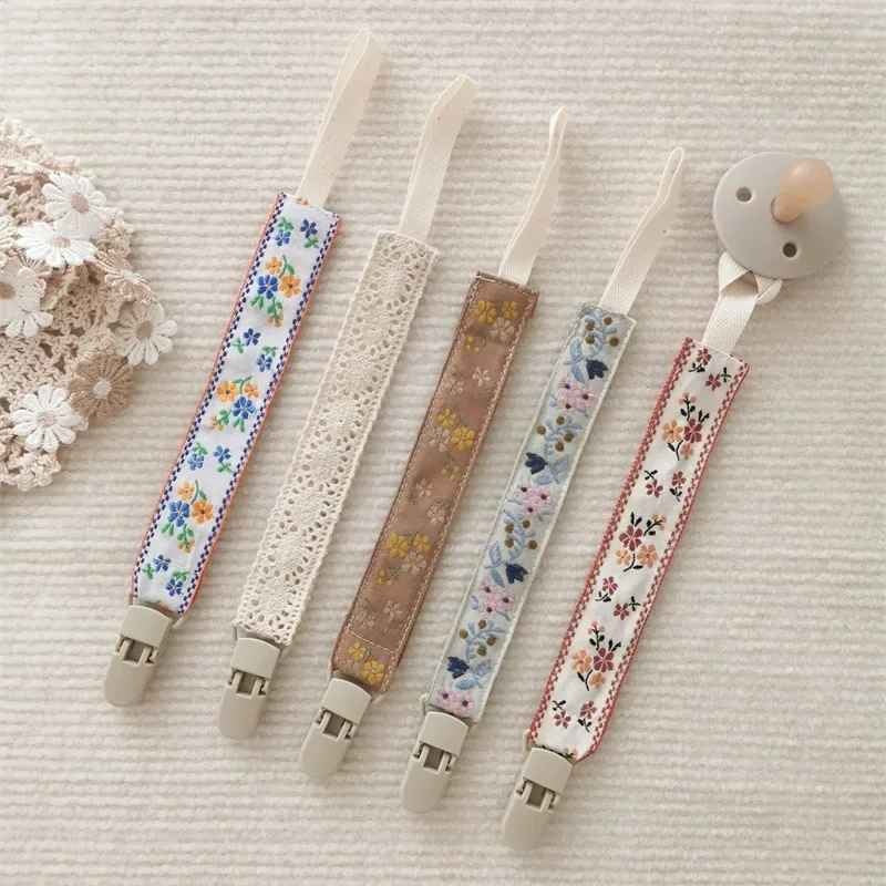 Attache tetine couleurs apaisantes Sécurité Stylée