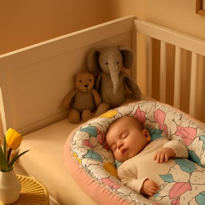 cocon pour bebe velours apaisant léger rassurant BabyNest ROSE