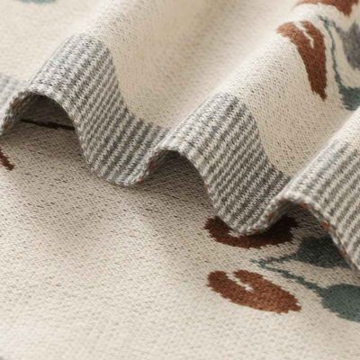 Couverture bébé détail zoom Pétale