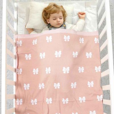Couverture bébé douce rose sommeil serein Cocon Papillon