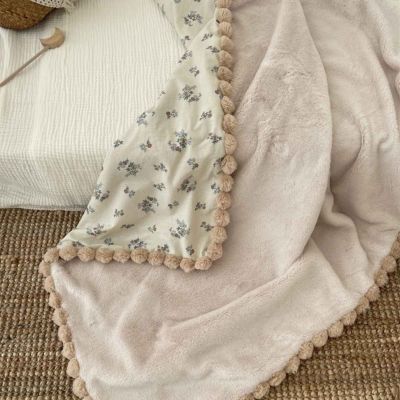 Couverture bebe polaire douce soyeuse Nuage Pomponne