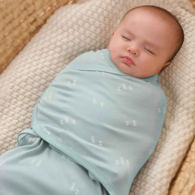 Couverture pour emmaillotage sommeil réparateur tendresse enveloppée