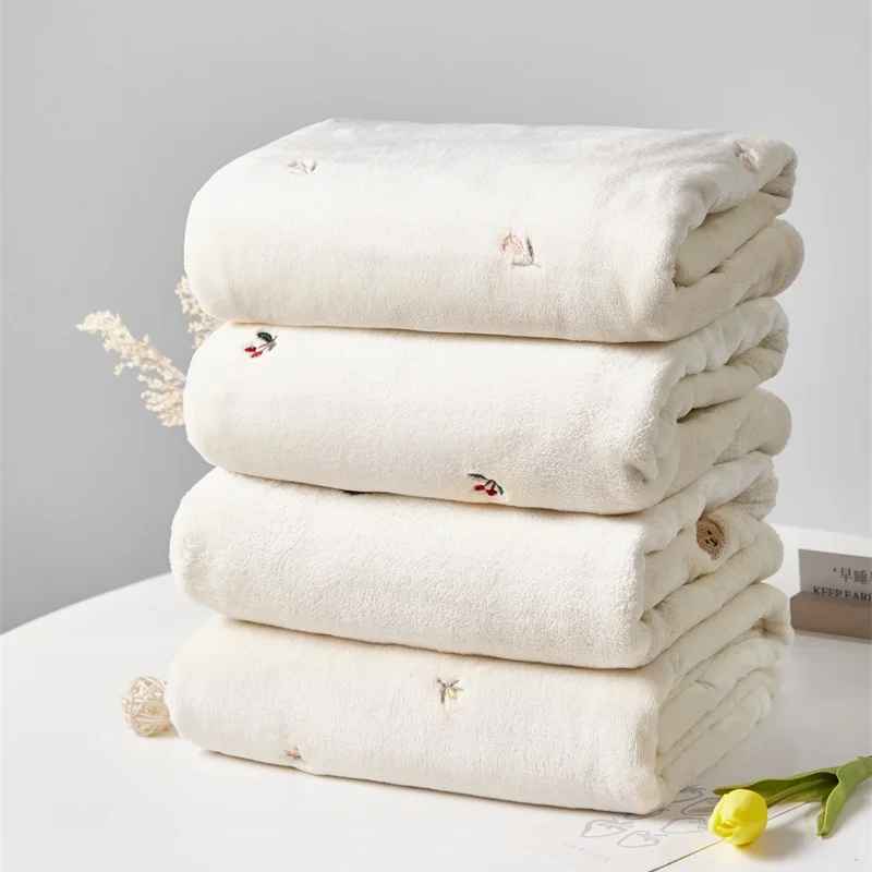 couverture pour lit bebe polaire protectrice Douceur Apaisante