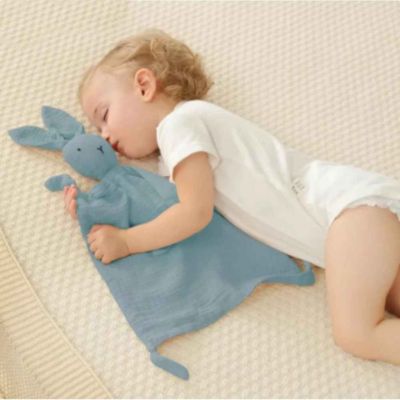 doudou confortable rassurant Lapin en Mousseline