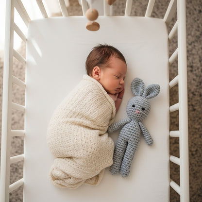 doudou lapin en crochet sommeil serein - Doux-Crochet