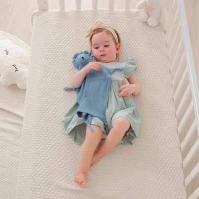 Doudou léger doux apaisant Lion en Mousseline