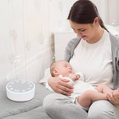 Maman berce son bébé avec Veilleuse bruit blanc pratique - DreamSleep