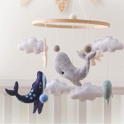 mobile bébé doux figurines mignonnes Baleine