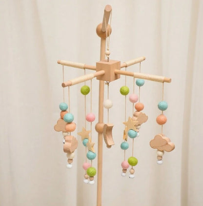 Mobile bébé doux suspendu Planètes Éveil Paisible