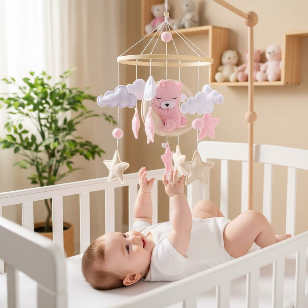 mobile bébé stimulant Rosie l'Oursonne Doux Apaisant