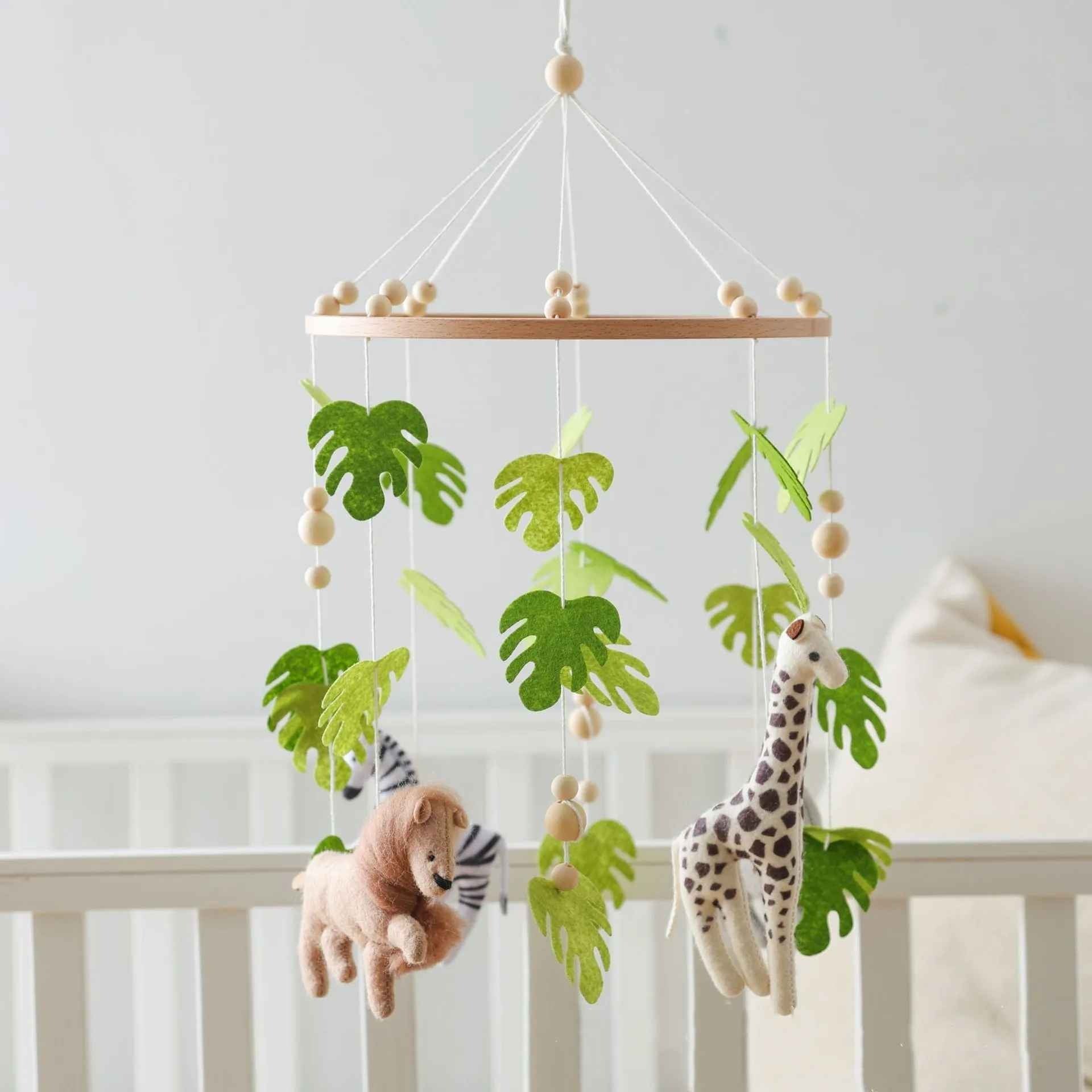 mobile musical bebe chaleureux Berceuse Safari