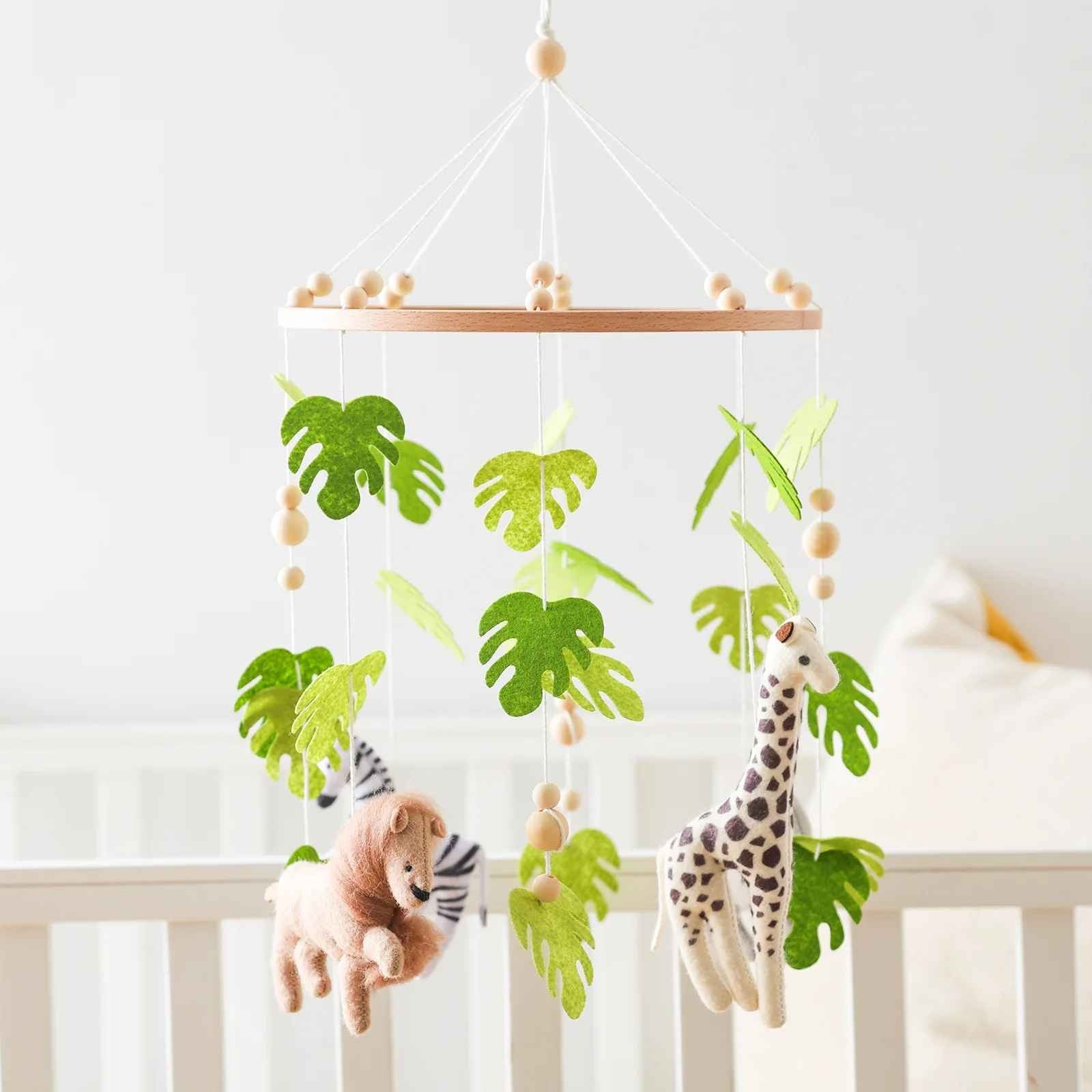 mobile musical bebe rassurant stimulant Berceuse Safari