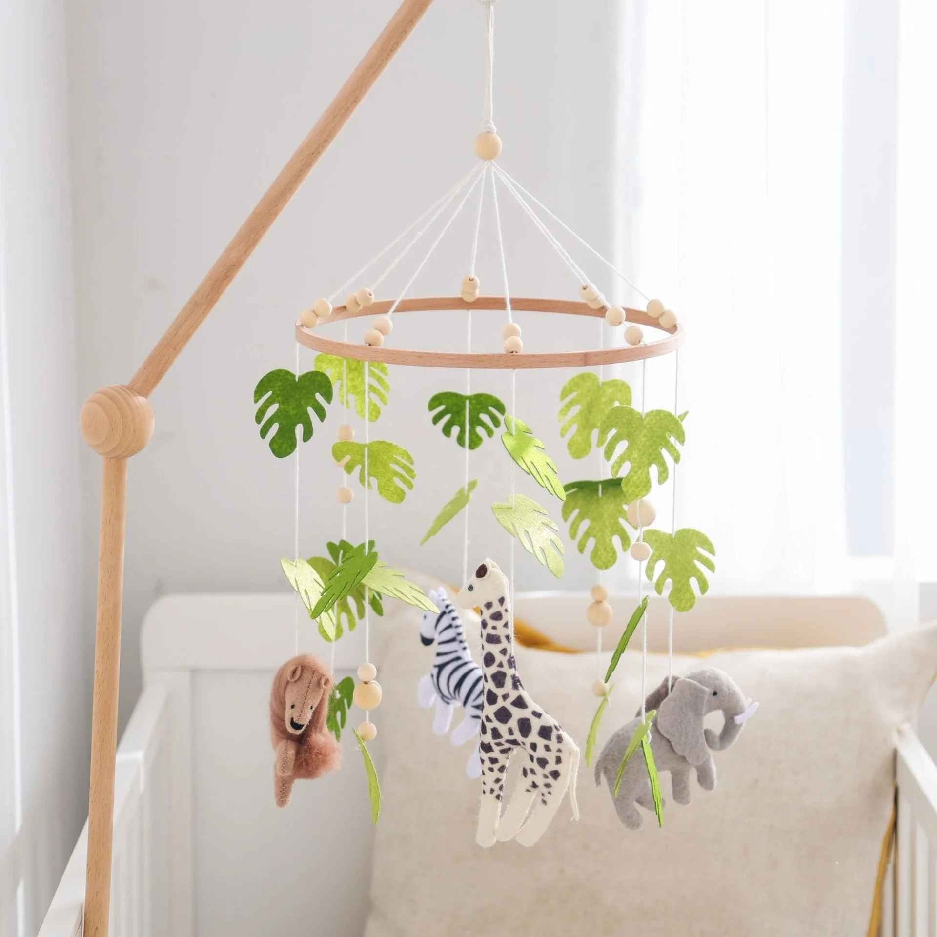 mobile musicale bebe doux réconfortant Berceuse Safari