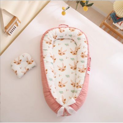 Réducteur de lit bébé doux léger NidPortablePourBébé Cerf