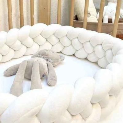Tresse de lit 3m douce protection optimale détail blanche LovliNest