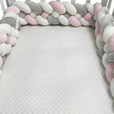 Tresse de lit douce blanc bleu gris dans berceau Rêve Tressé